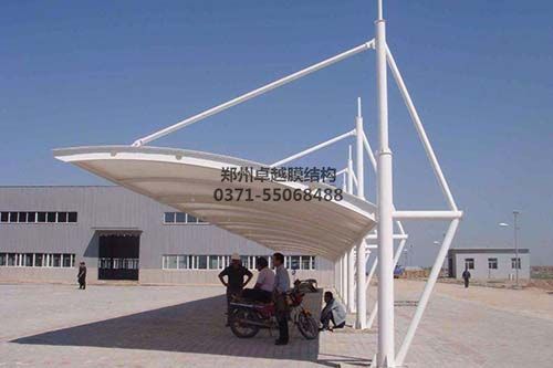 焦作市鴿德新材料公司膜結(jié)構車棚