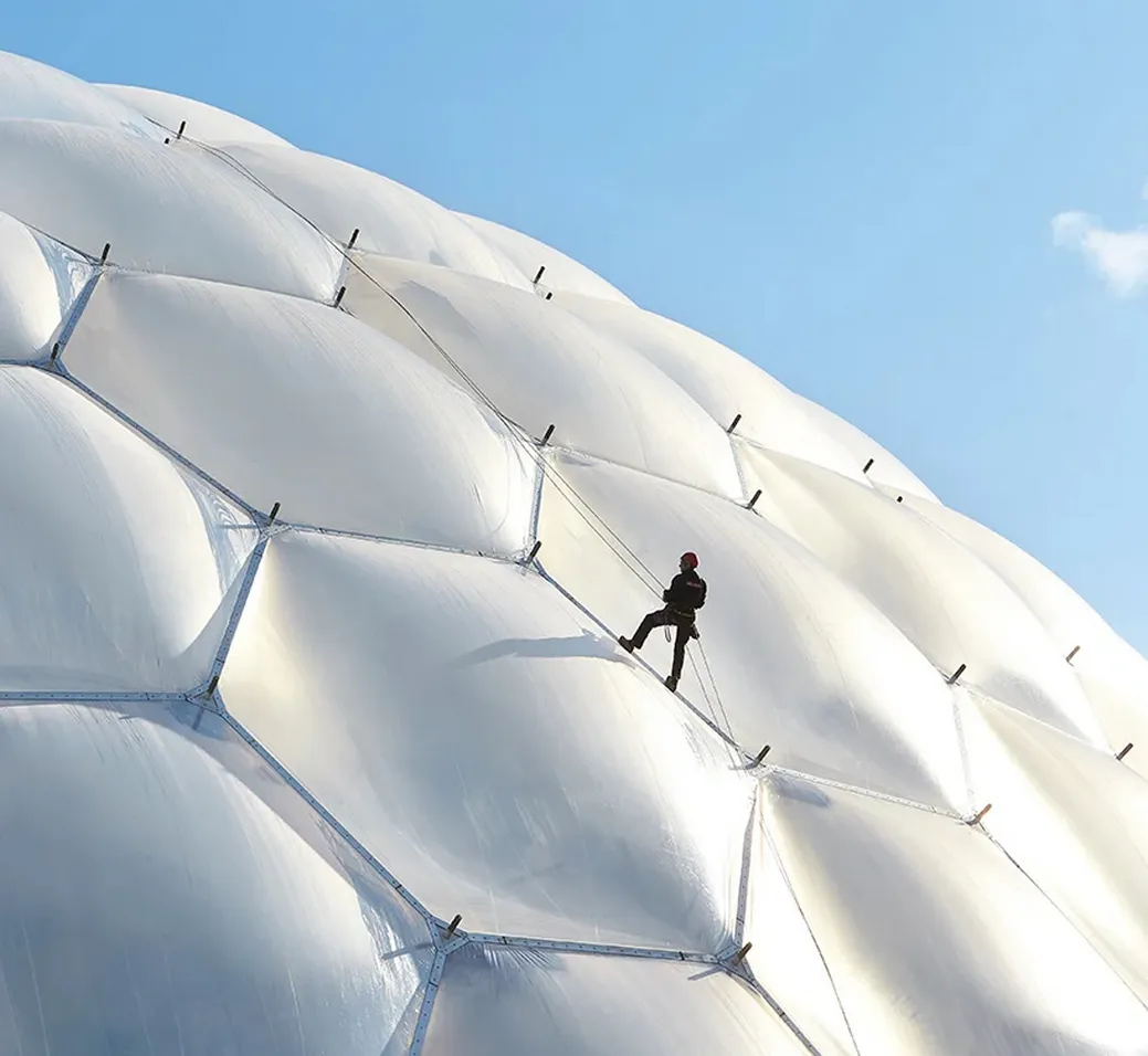 怎么做ETFE膜結(jié)構(gòu)建筑才省錢？
