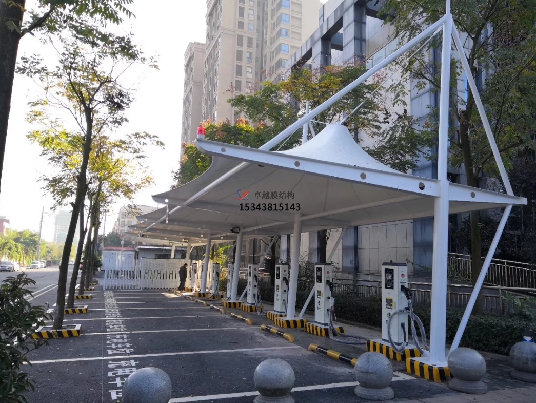 仙桃充電樁車(chē)棚——仙桃膜結(jié)構(gòu)公司專(zhuān)業(yè)廠(chǎng)家