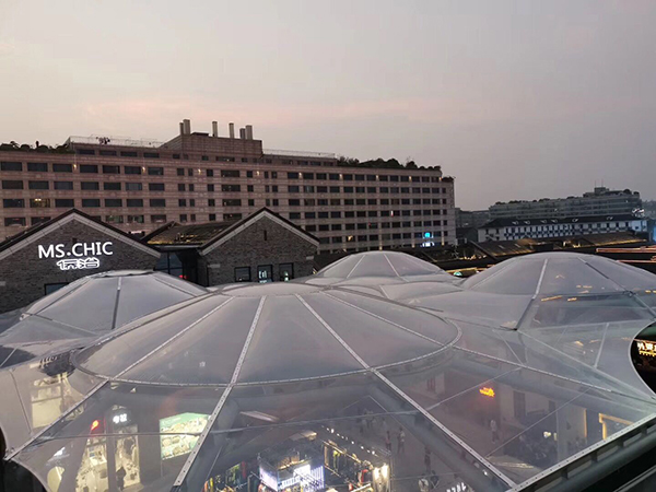 ETFE膜結(jié)構(gòu)材料的種類有哪些？如何選購適合自己的ETFE膜結(jié)構(gòu)？